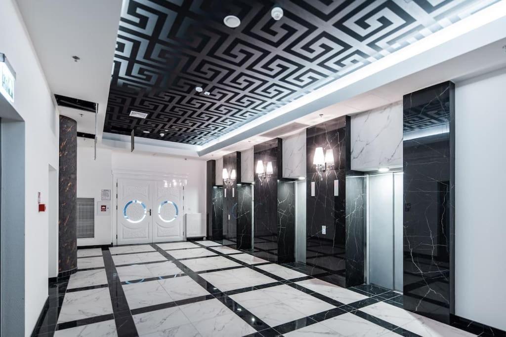 Blue - Hanza Tower